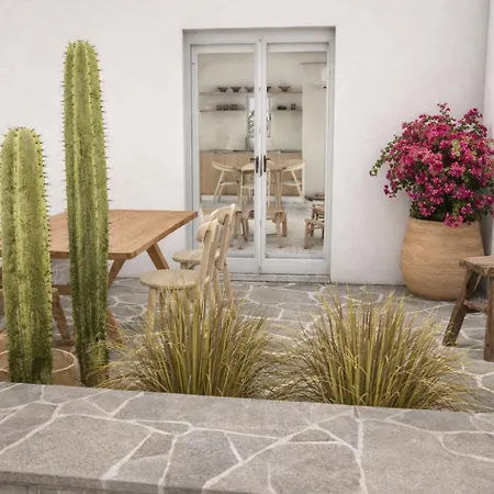 Neso - Stylish Poolside Escape For 6 In